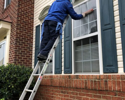 residential-window-cleaning-4-768x1024